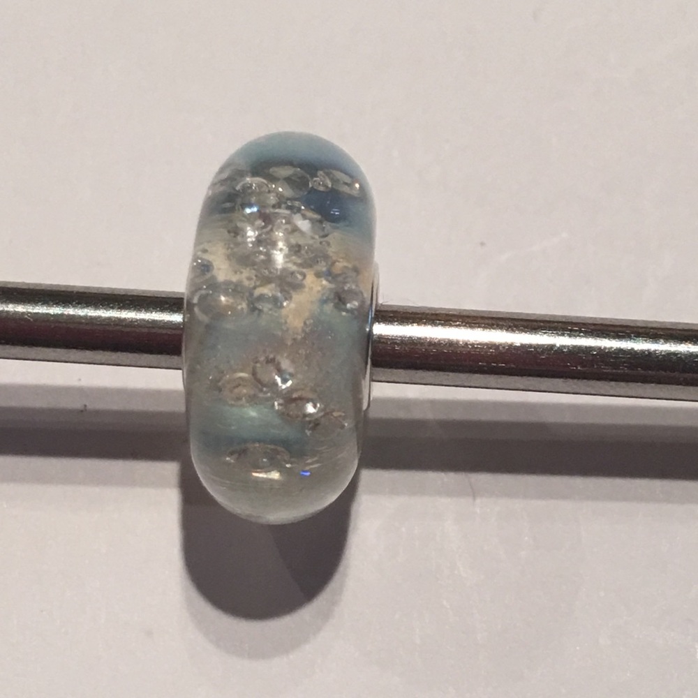 Elfbeads Arctic Monroe glass bead #1